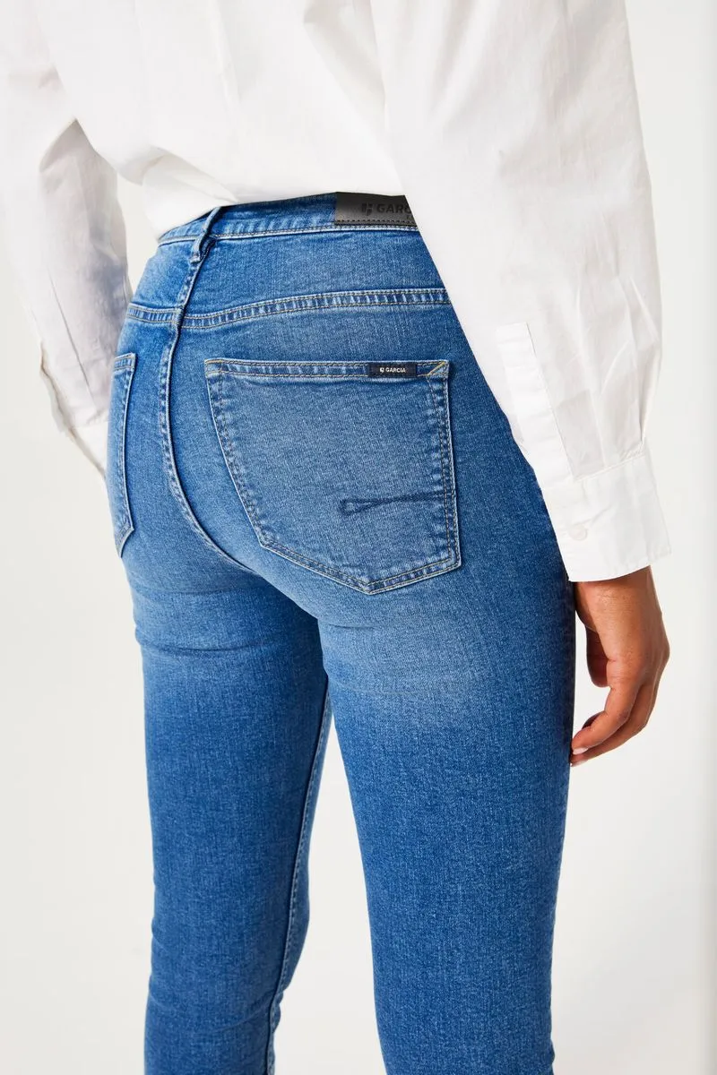 281 Celia capri