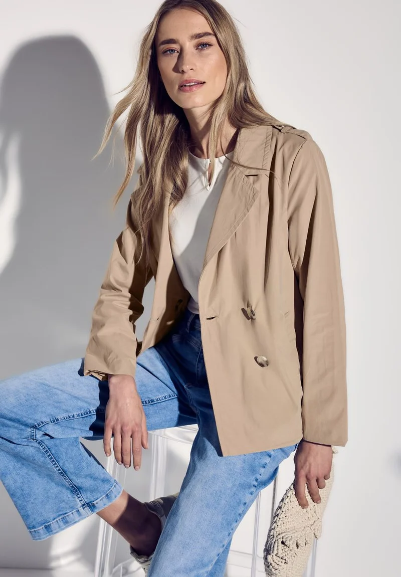 Doppelreihiger Trenchcoat