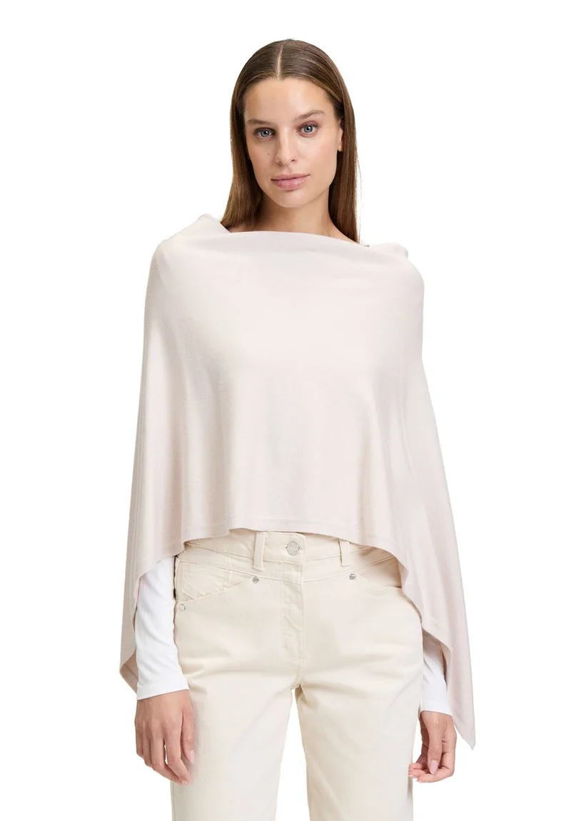 Strick-Poncho