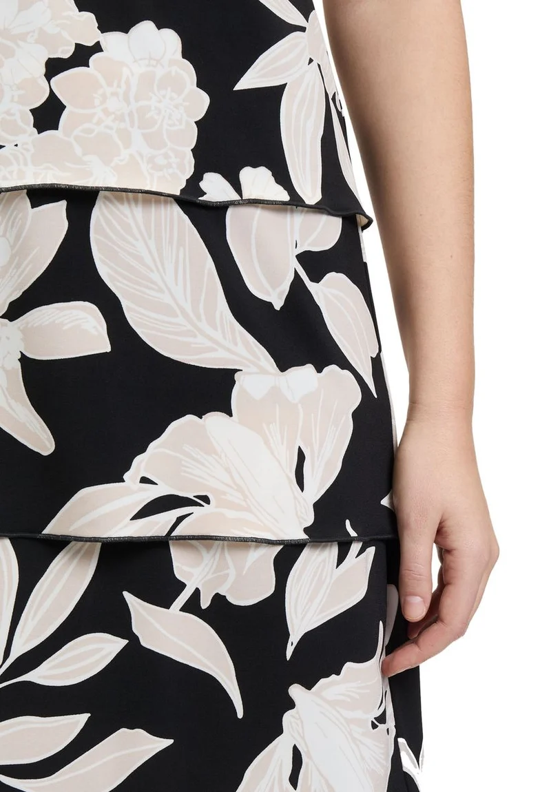 Stufenkleid