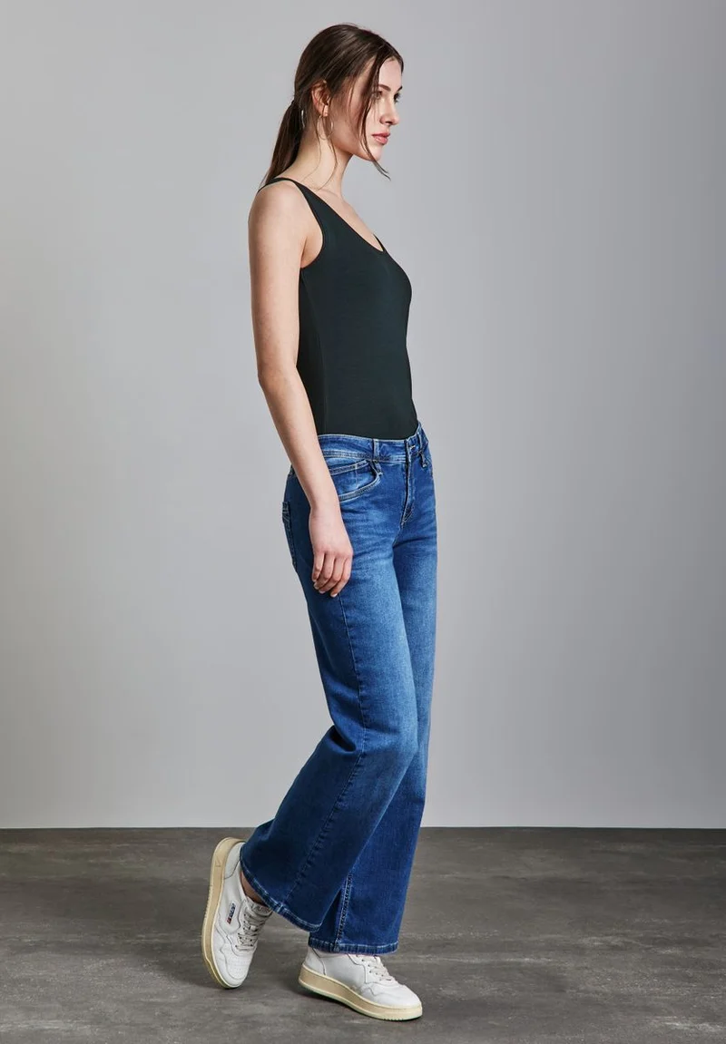 Basic Top in Unifarbe