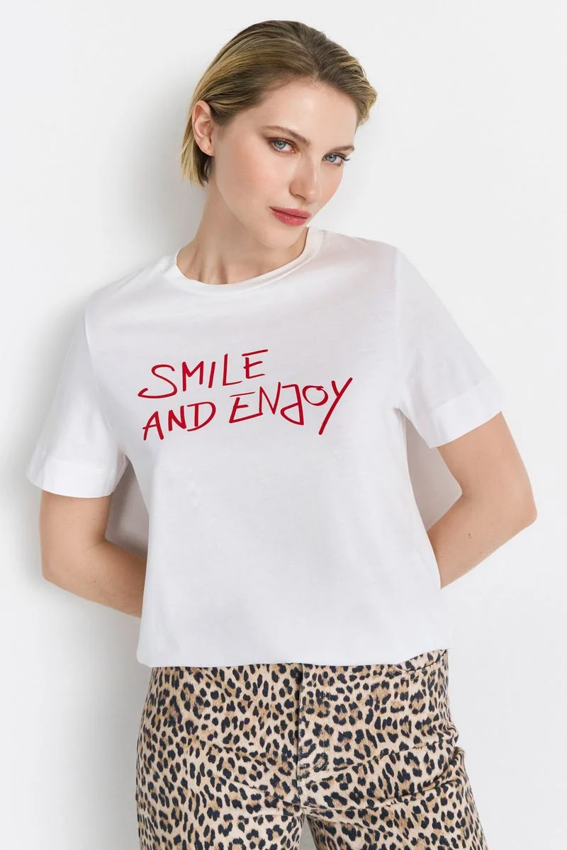 Easy Fit T-Shirt "smile and enjoy" Organic