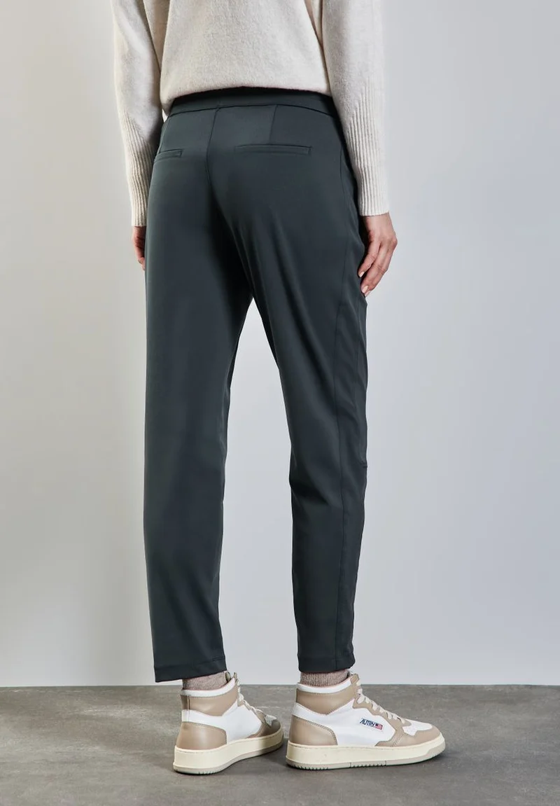Hose im Loose Fit