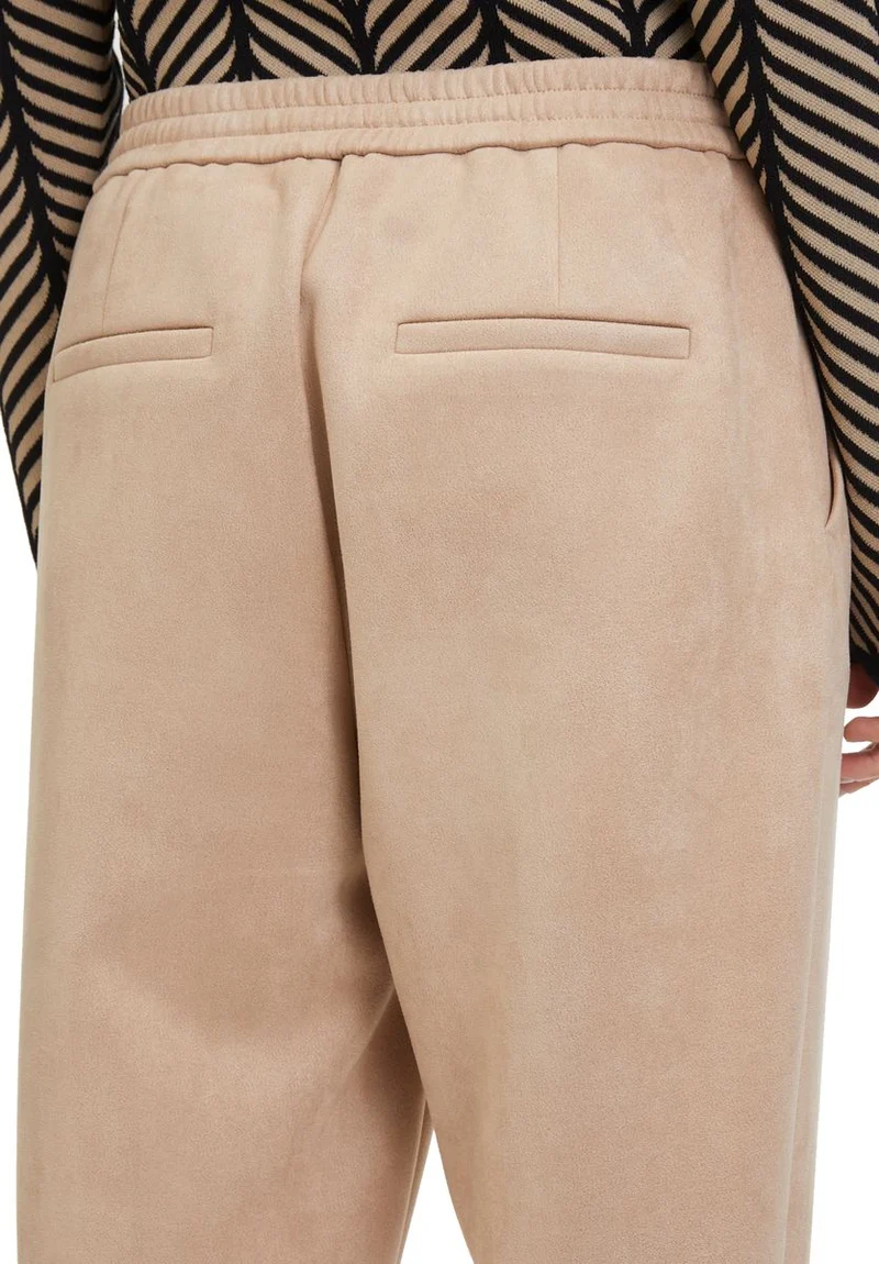 Schlupfhose