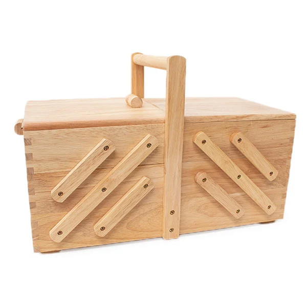 Nähkorb aus Holz, hell