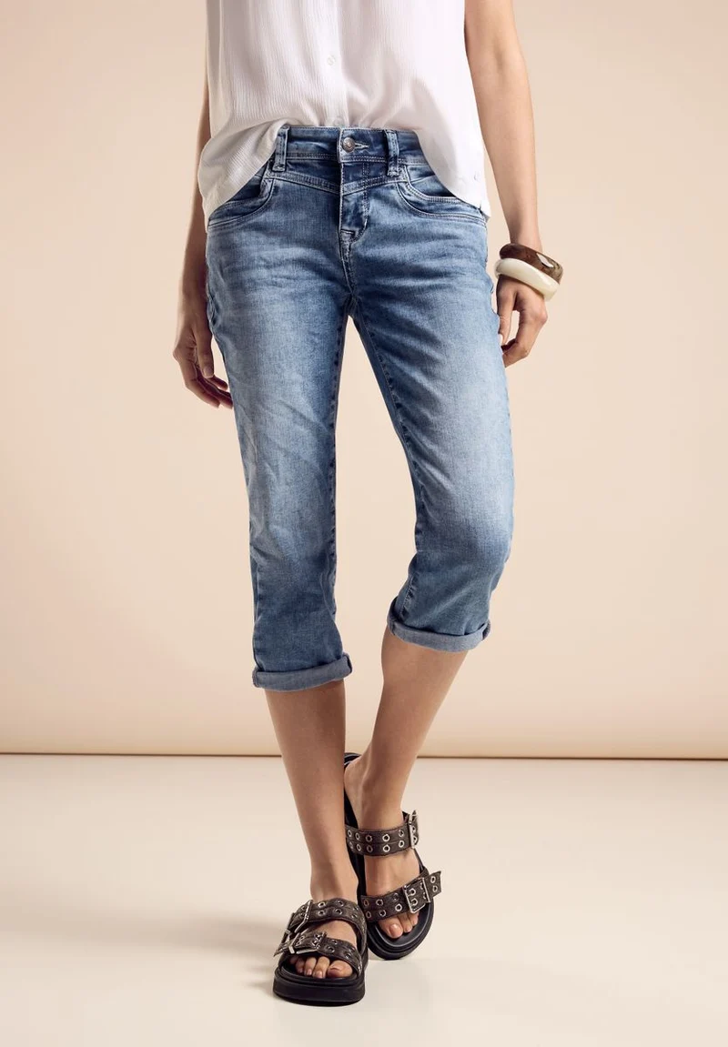 Slim Leg Jeans