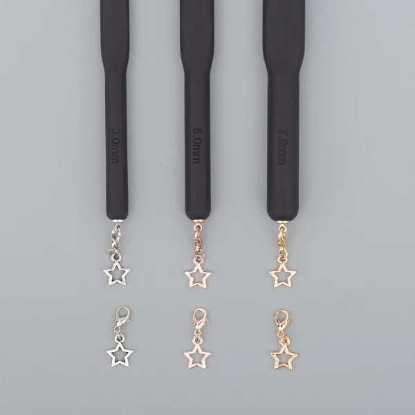 Yarn and Colors Stern-Anhänger 094 Silber