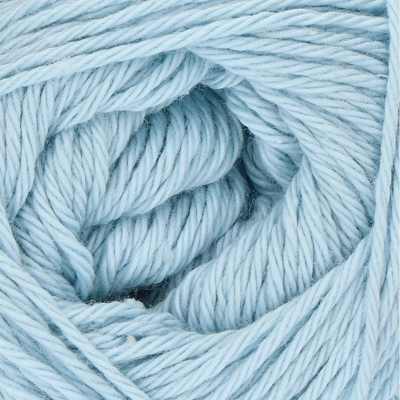 Yarn and Colors Favorite 063 Eisblau
