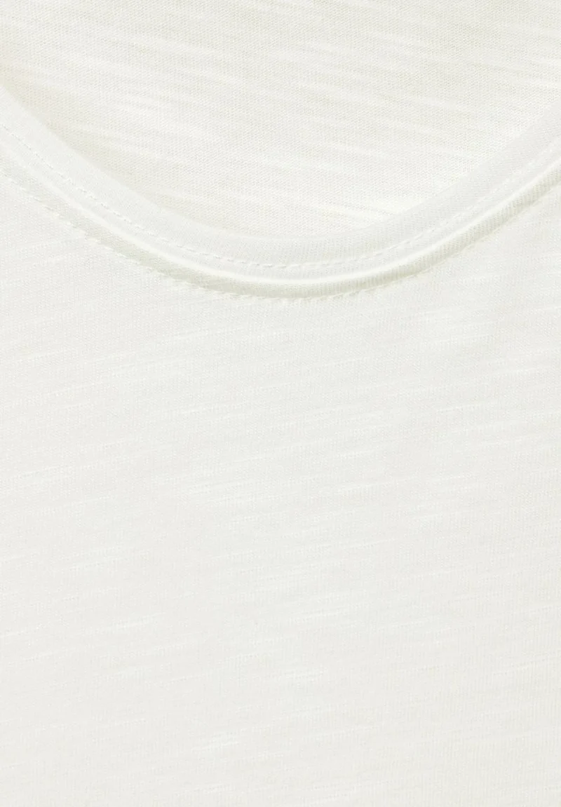Basic T-Shirt
