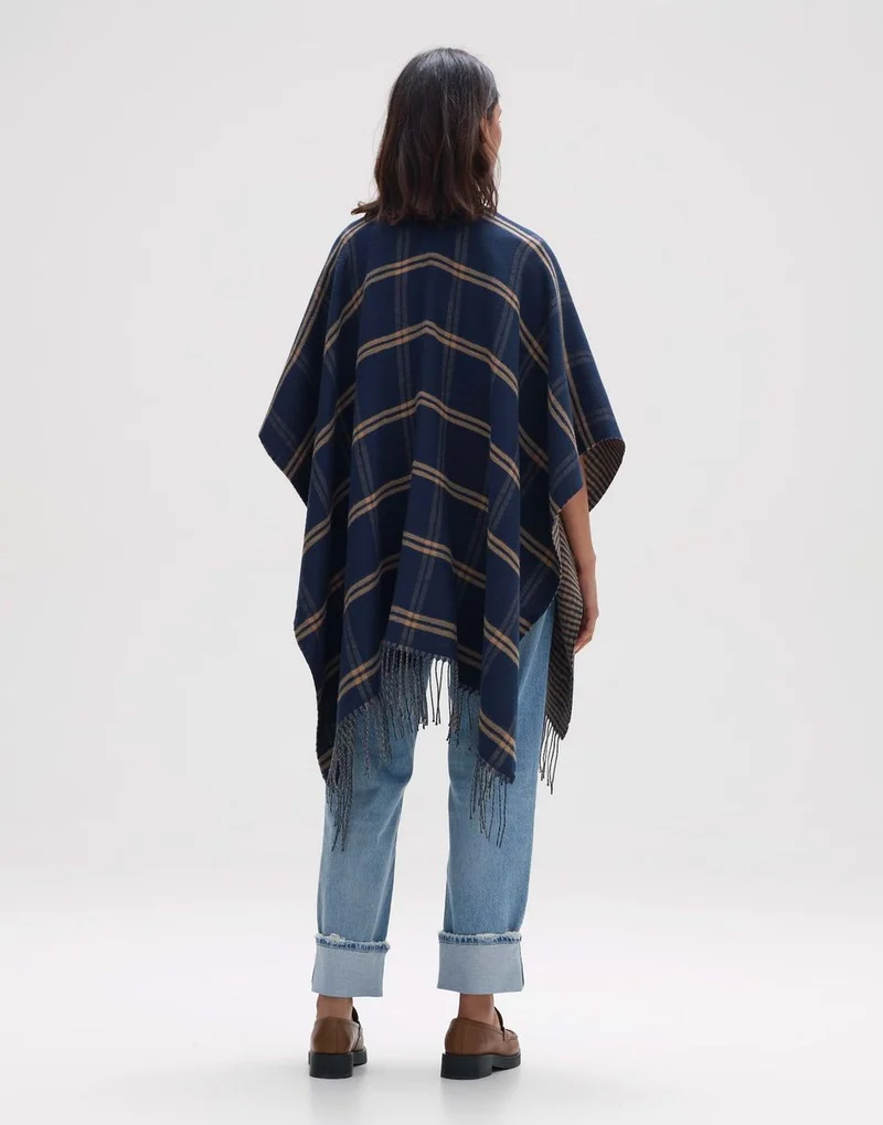 Atona cape