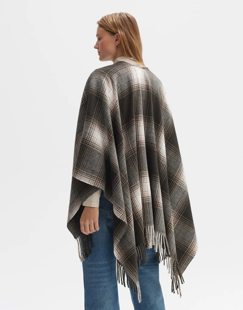 Ajoni cape