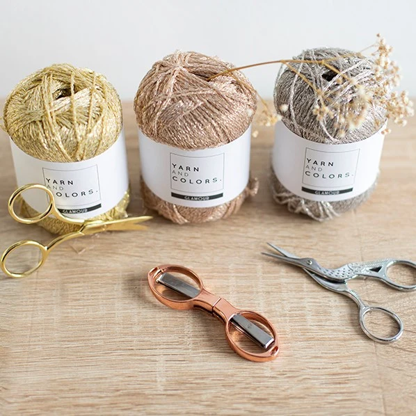 Yarn and Colors Glamour 094 Silber