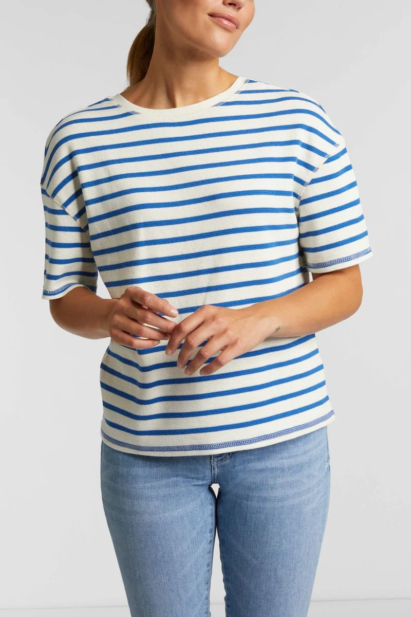 Sweatshirt with button detail