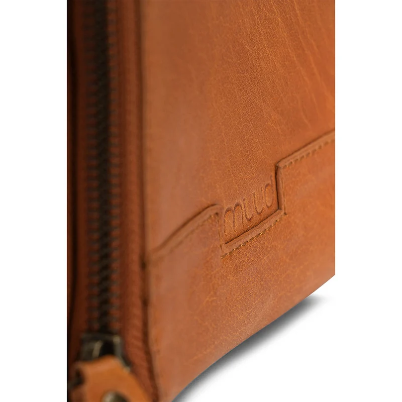 MUUD Dafne – Whiskey Handgefertigte Leder-Umhängetasche 19 x 12 cm