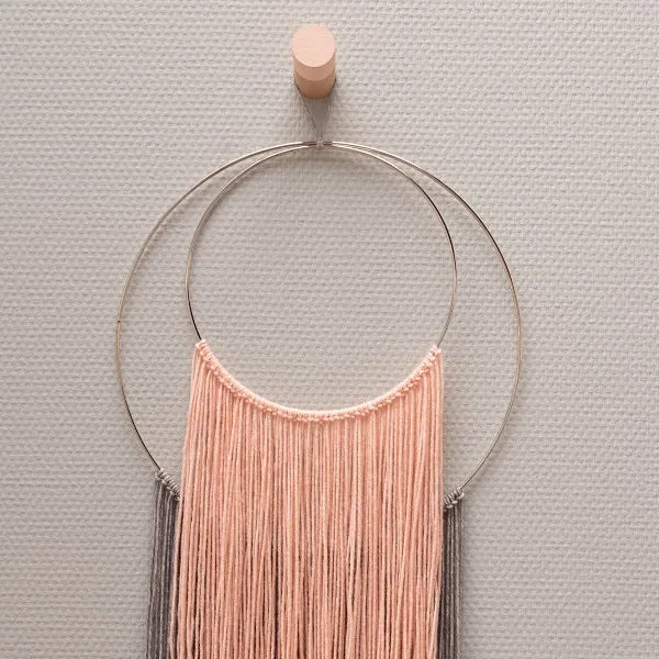 Yarn and Colors Double Trouble WOW! Wandbehang-Anleitung
