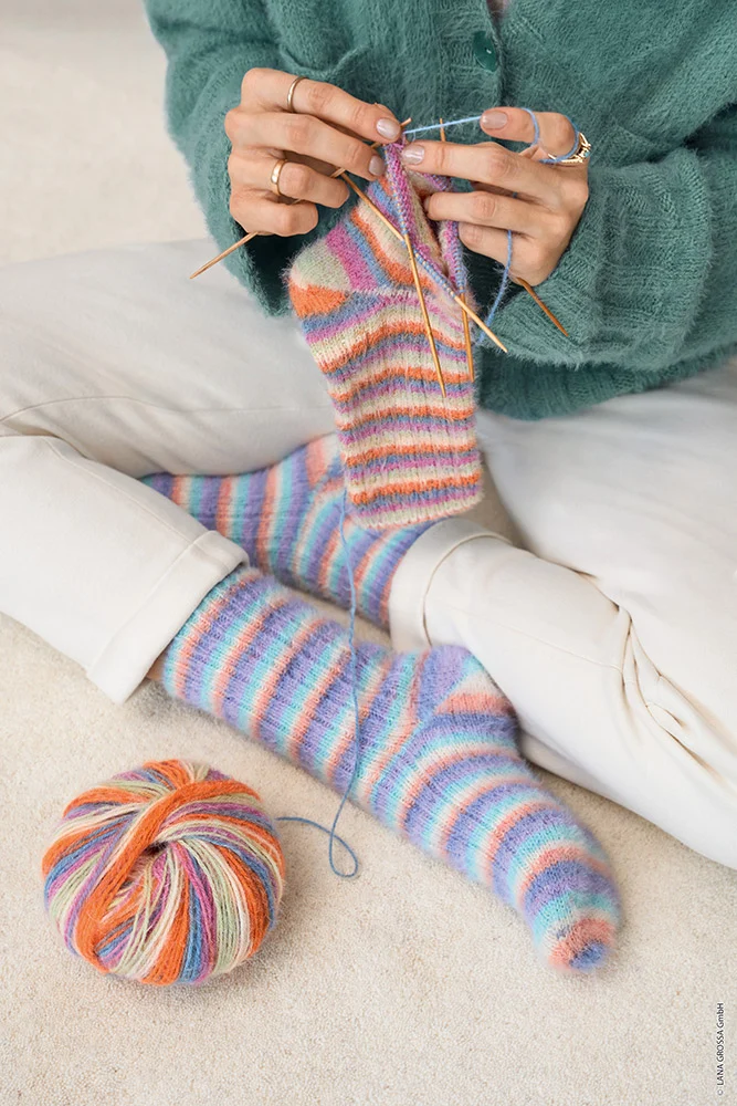 Lana Grossa Cosy Socks Multi Stripes 151 Petrol/Rauchblau/Fuchsia/Orange/Gelb