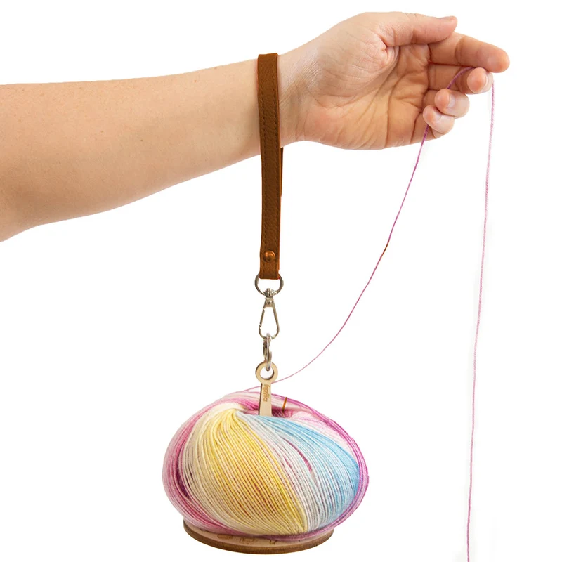 Katia Houten Garnhalter – Tragbarer Wollhalter