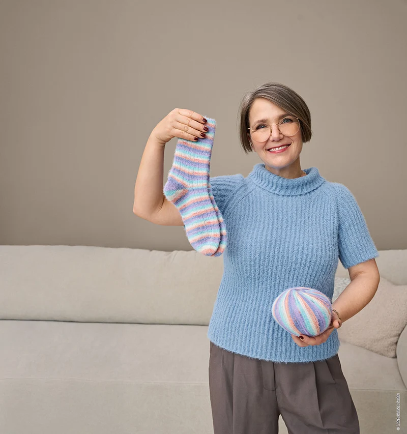 Lana Grossa Cosy Socks Multi Stripes 156 Blauviolett/Weinrot/Kürbis/Pink/Graugrün