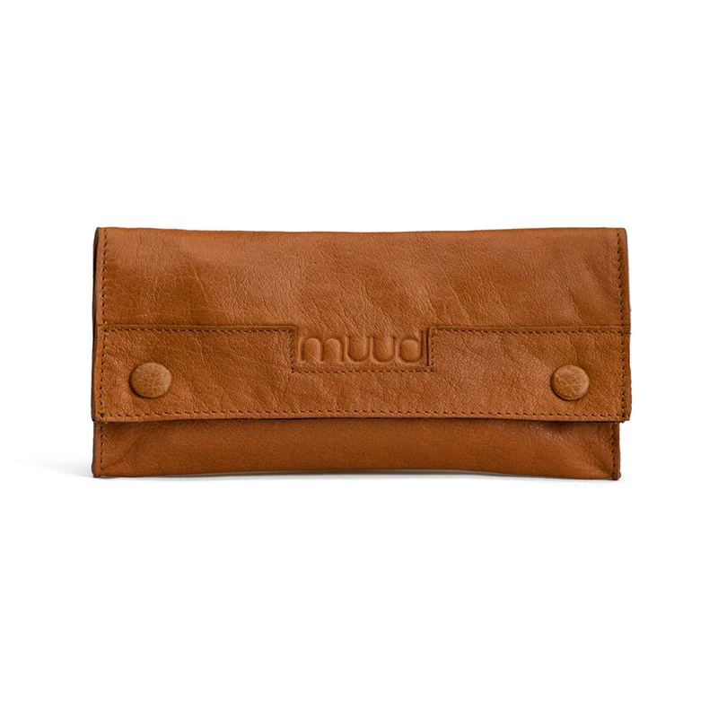 MUUD Liv Whisky – Handgefertigtes Lederetui für Nadeln, Stifte und Bleistifte, 10 x 21 cm