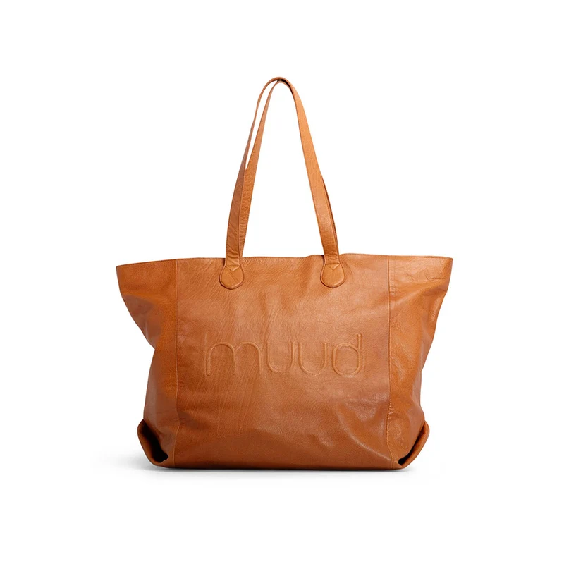 MUUD Laura Wochenendtasche Whisky – Handgefertigte Wochenendtasche aus Leder, 38 x 57 x 40 x 20 cm