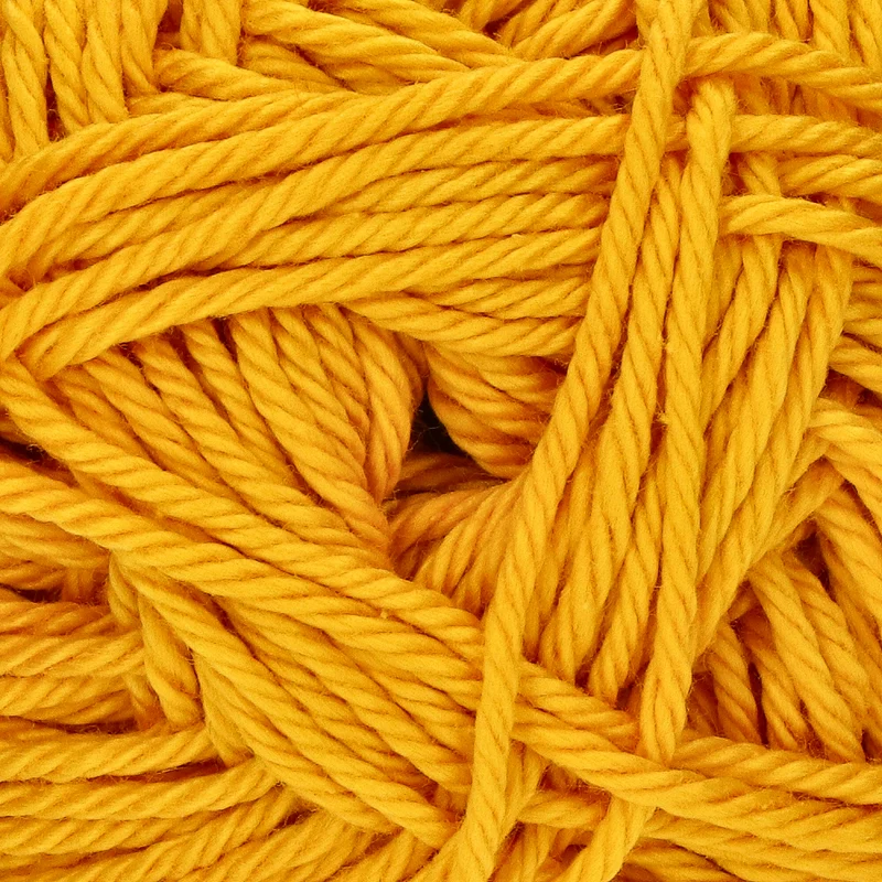 Yarn and Colors Must-have 015 Senfgelb