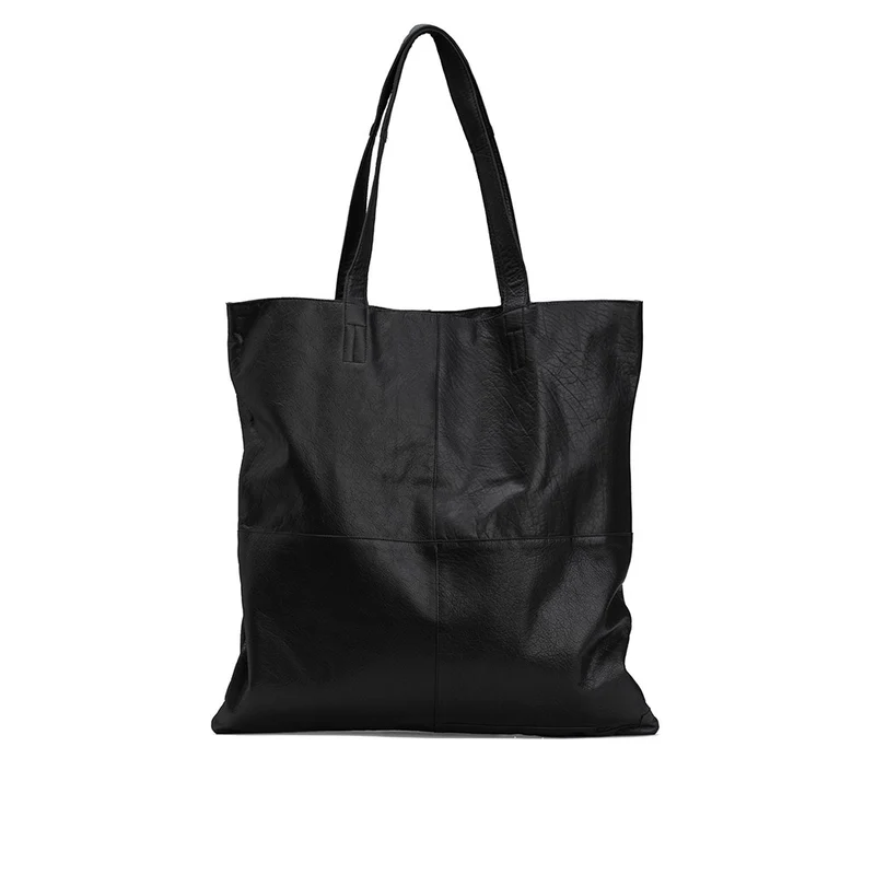 MUUD Show XL Black – Handgefertigte Ledertasche für den Alltag, 53 x 53 x 30 cm