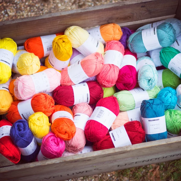 Yarn and Colors Must-have 102 Marble