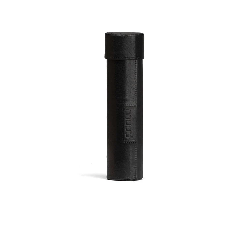 MUUD Upsala Black – Handgefertigte Aufbewahrungshülle aus Leder, 23 × 6 × 5,5 cm