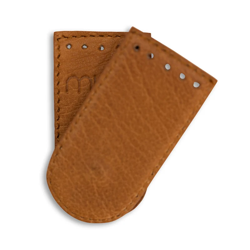 MUUD Dede – Whiskey, handgefertigt aus Leder, Druckverschluss, 7,5 x 4 cm