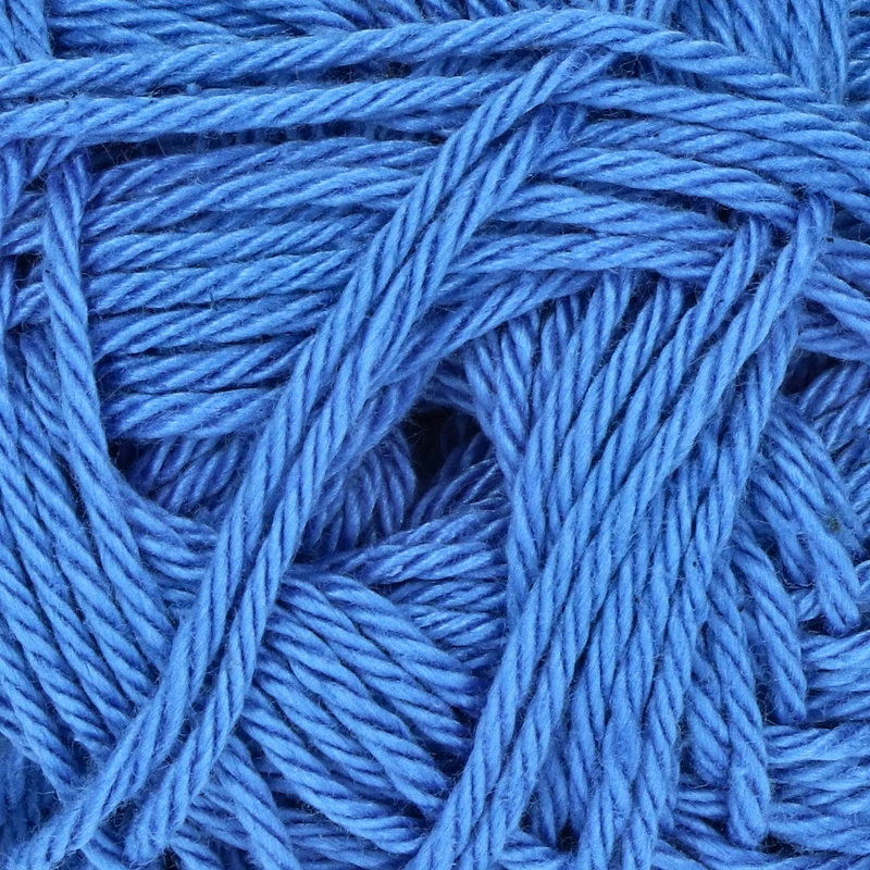 Yarn and Colors Must-have 068 Sapphire