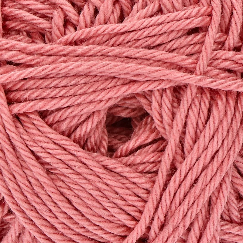 Yarn and Colors Must-have 047 Old Pink