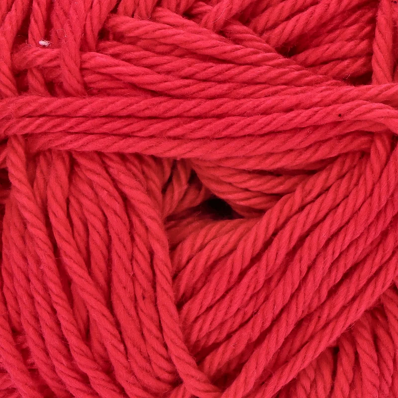 Yarn and Colors Must-have 031 Kardinalrot