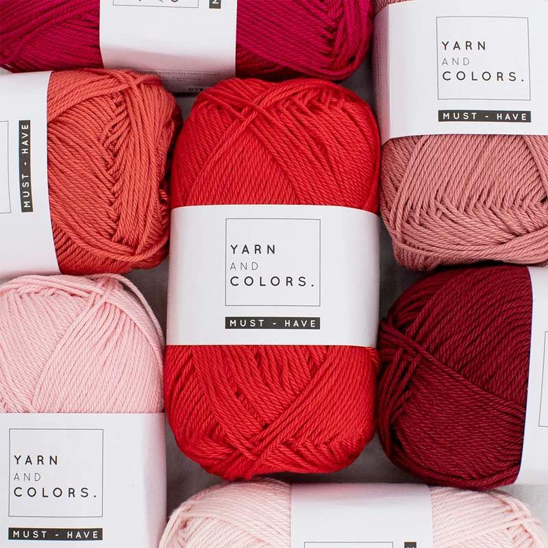 Yarn and Colors Must-have 031 Kardinalrot