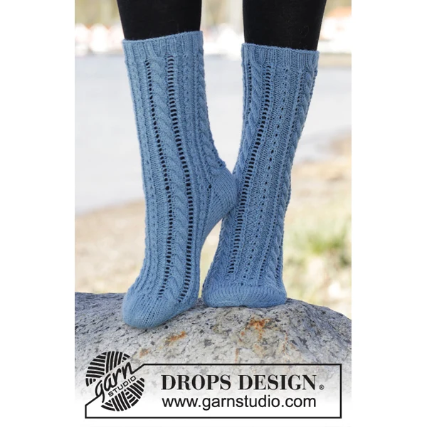 DROPS Fabel Uni Colour 107 Blau