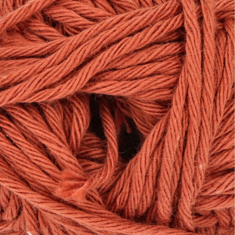 Yarn and Colors Epic 110 Karamell